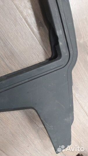 Крышка двигателя Mercedes Gl 500 4Matic 166