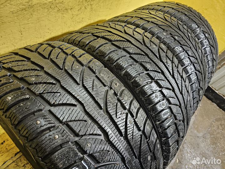 Cooper Weather-Master WSC 235/50 R18 97T
