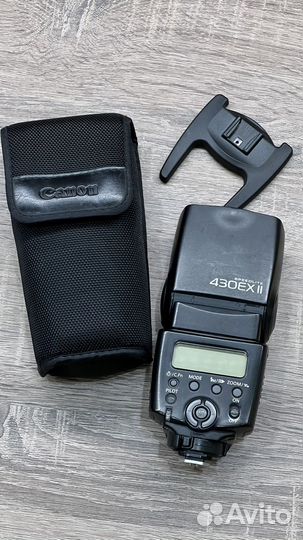 Вспышка Canon SpeedLite 430EX II