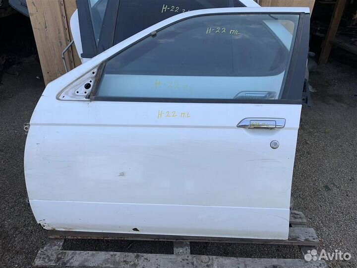 Дверь FL nissan bluebird EU14