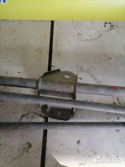 Трапеция стеклоочистителя Mitsubishi Lancer 9 1.6