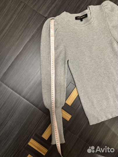 Свитер женский