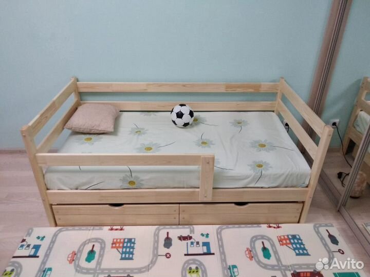 Детская кровать домик