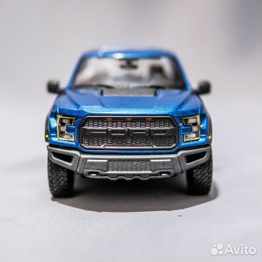 Масштабная модель Ford F150 Raptor 2017 (Maisto)