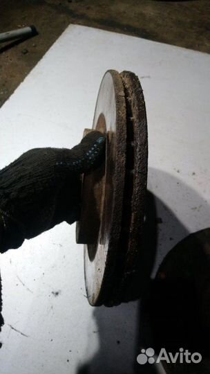 Диск тормозной передний Dodge Caliber 2.0 ECN 2007