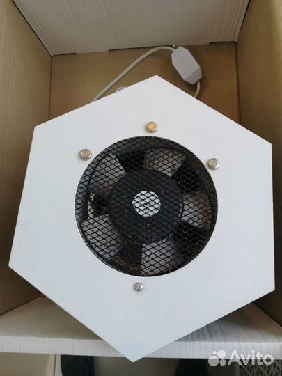 Вытяжка-пылесос (Ultimate MAX-3) для маникюра