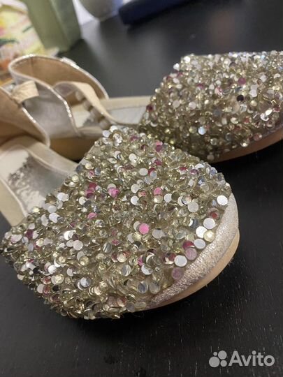 Туфли для девочки