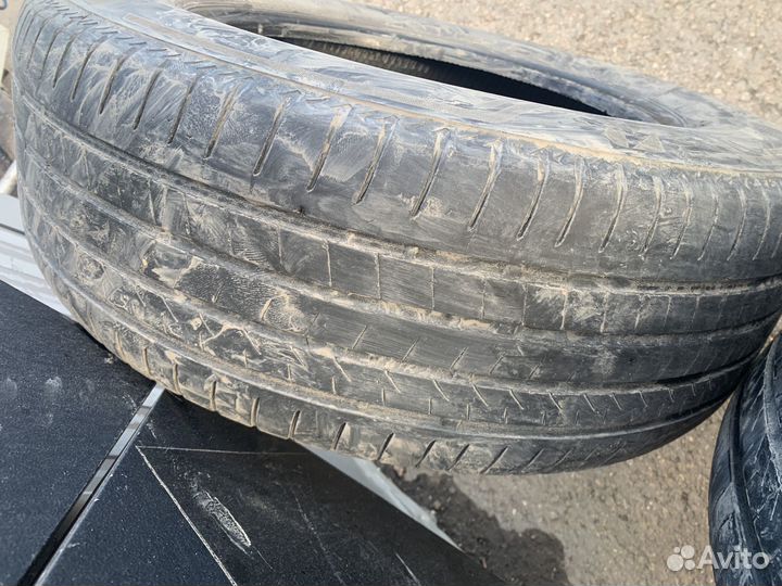 Bridgestone Alenza 001 235/65 R17