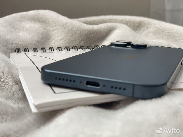 iPhone 15 Pro Max, 256 ГБ