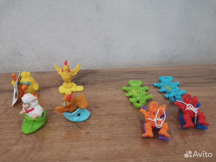Игрушки из киндеров