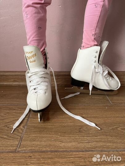 Коньки фигурные детские 29 размер