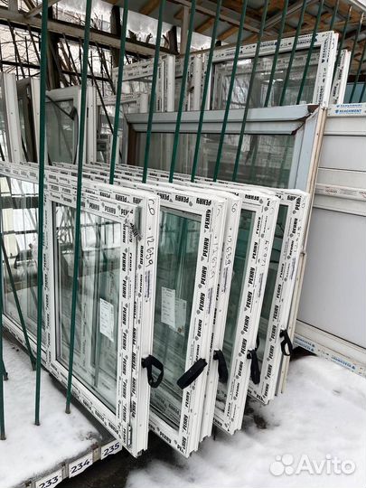 Пластиковые окна на заказ / Остекление