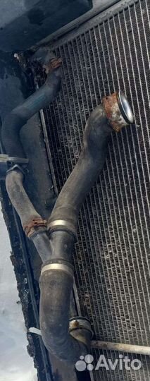 Патрубок радиатора MB W212 3,5 Бензин