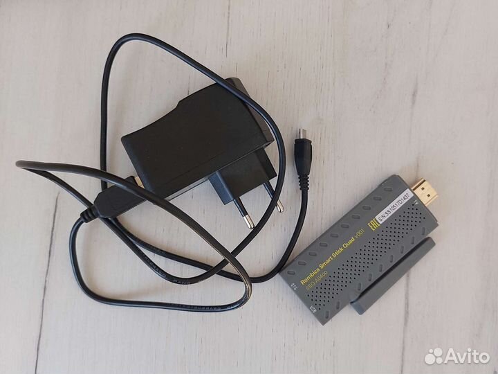 Тв-приставка Rombica Smart Stick Quad v001