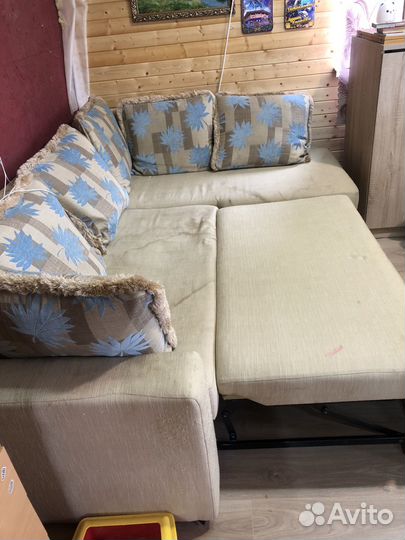 Угловой диван