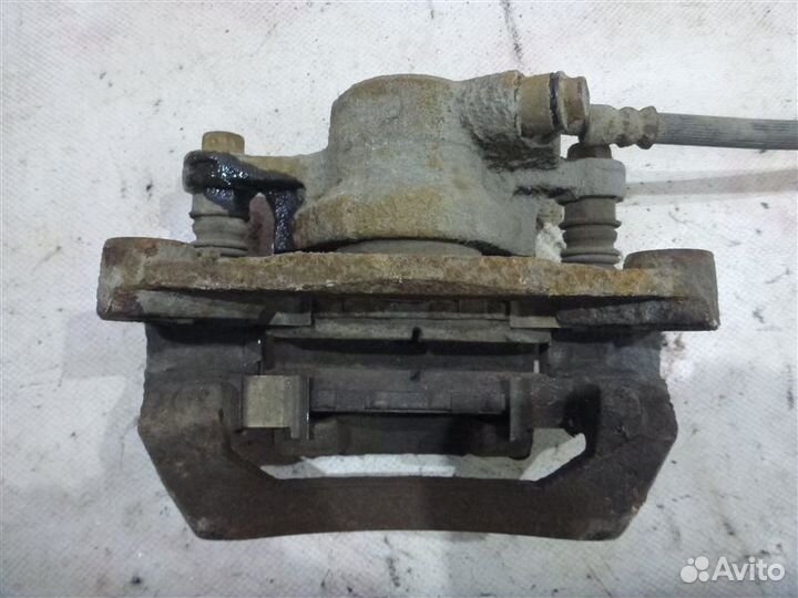 Суппорт задний левый Subaru Forester SH EJ204 2009