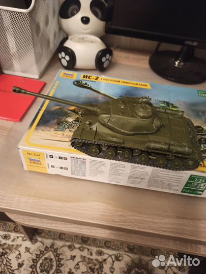 Советский тяжёлый танк ис-2 м 1/35