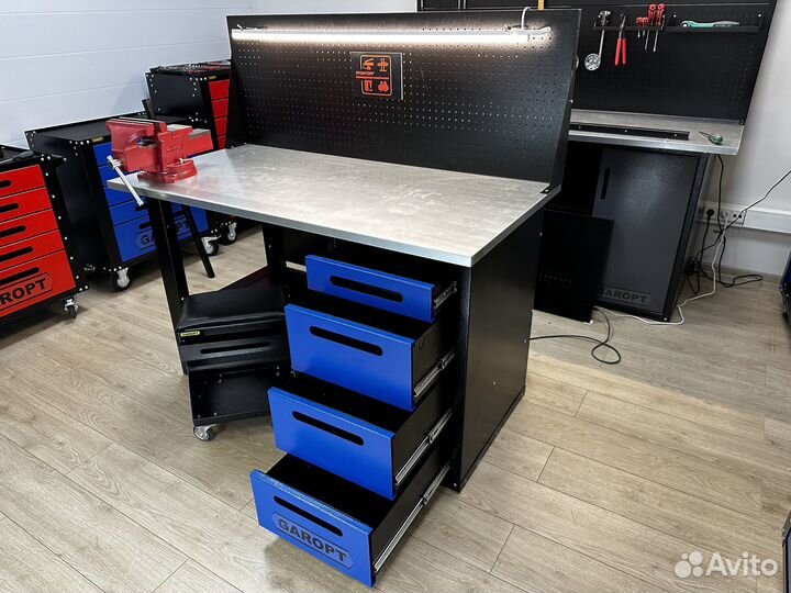 Верстак металлический