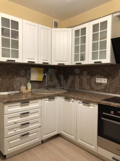 1-к. квартира, 40 м², 8/17 эт.