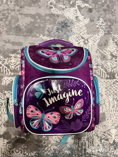 Рюкзак школьный