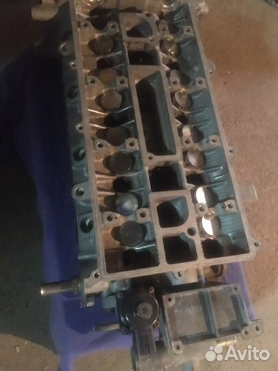 Головка на двигатель Форд с-мах