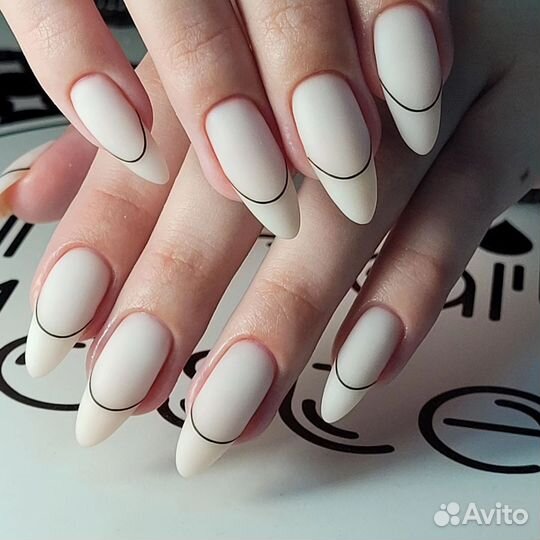 Маникюр, наращивание ногтей