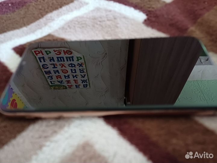 iPhone Xs, 64 ГБ