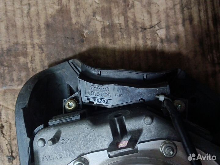 Подушка безопасности водительская saab