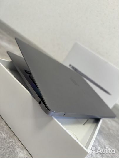 Apple MacBook Air 13 M1 16/256Gb