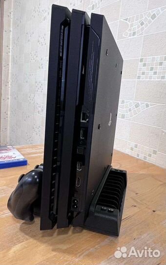 Sony Playstation 4 Pro 1tb