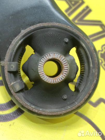 Рычаг передний левый Toyota Corolla Allex NZE121