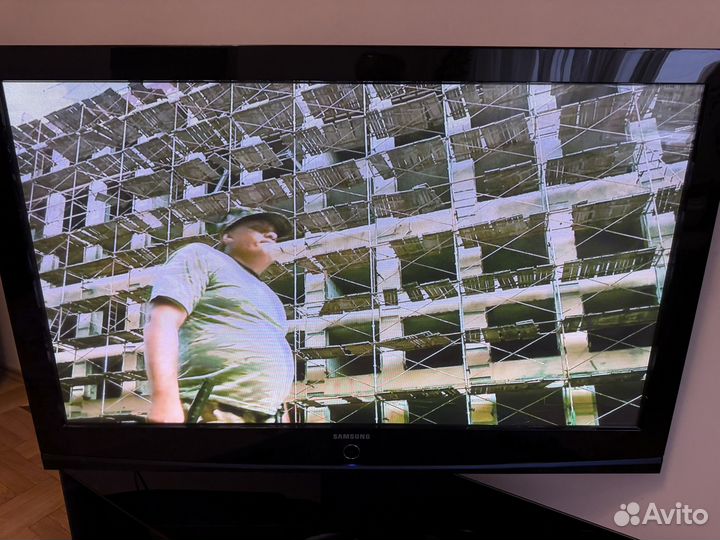 Телевизор samsung