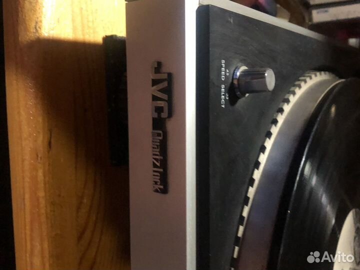 Проигрыватель винила JVC QJ- F4 Обмен