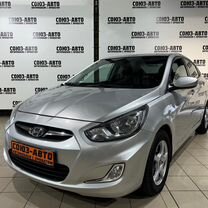 Hyundai Solaris 1.4 AT, 2011, 190 000 км, с пробегом, цена 899 000 руб.