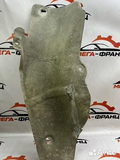 Тепловой экран задний Mazda Mazda3 седан LF17 2005