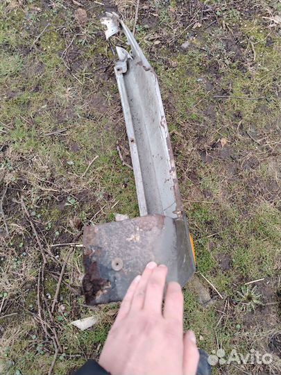 Крыло переднее левое ниссан сани