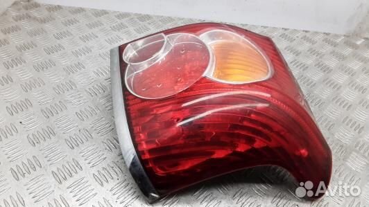 Фонарь задний правый toyota avensis T25 (7LV37MY01