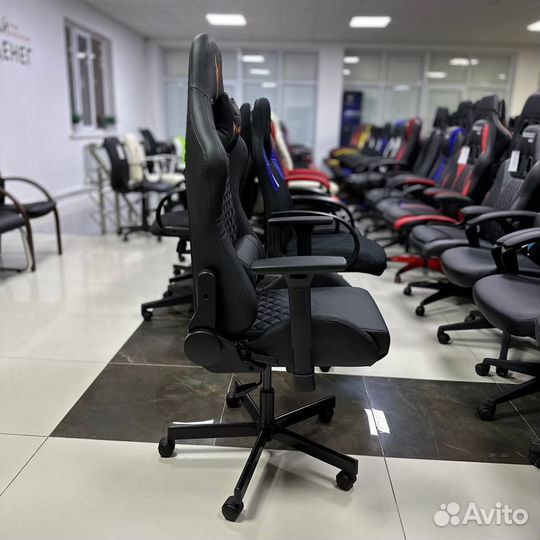 Игровое кресло Viking Knight Armor