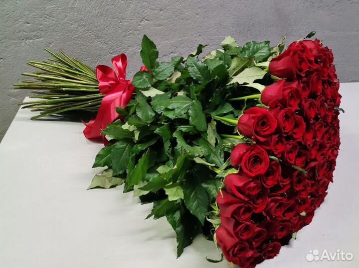 75 Роз Букеты из роз розы оптом