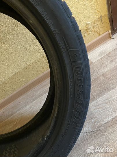 Dunlop Dectes SP001 235/45 R19