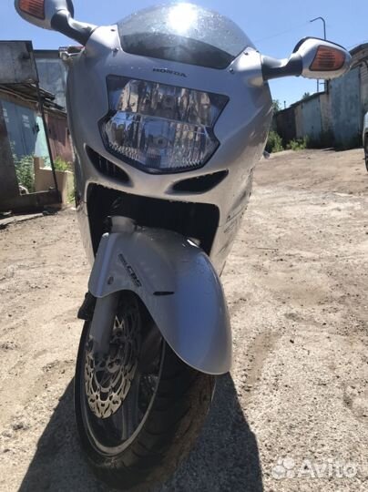Хонда сбр1100xx