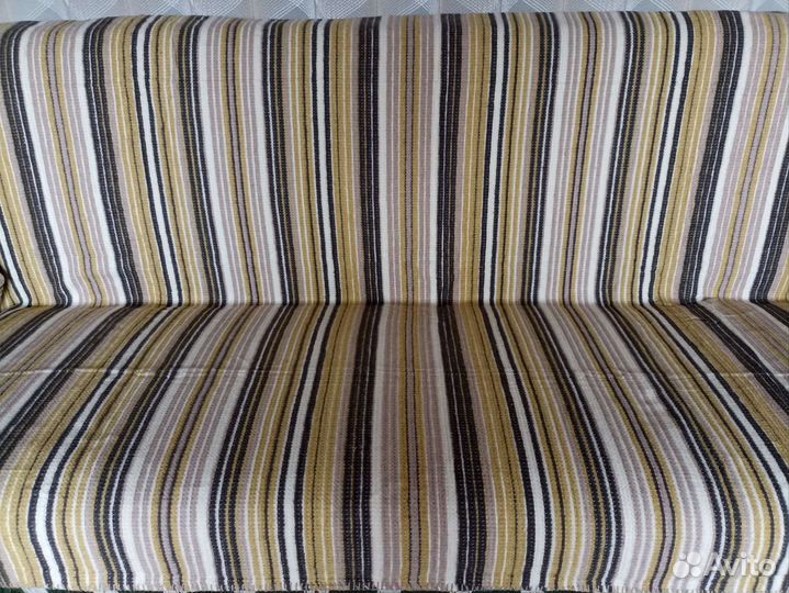 Пледы и покрывало