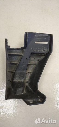 Кронштейн переднего бампера левый Toyota RAV4