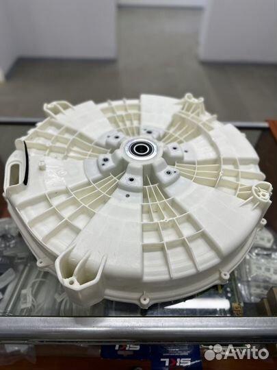 Полубак LG новый (с подшипниками)