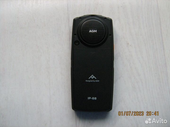 AGM M7 Водоупорный кнопочный телефон с Android