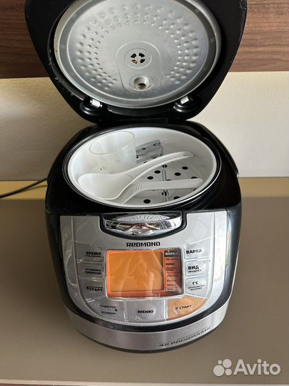 Мультиварка Redmond