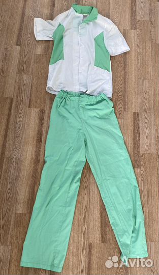 Медицинские костюмы 42