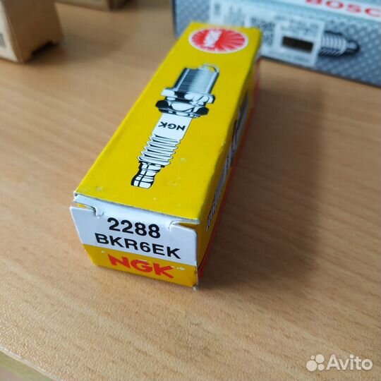 Свеча зажигания NGK 2288 BKR6EK