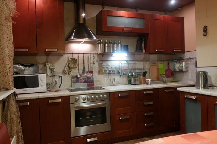 Комната 18 м² в 2-к., 17/17 эт.