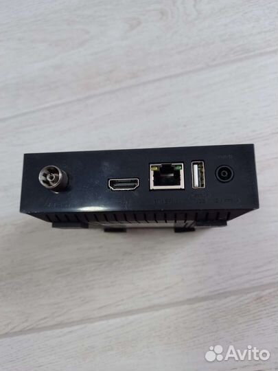 Smart TV приставка Movix